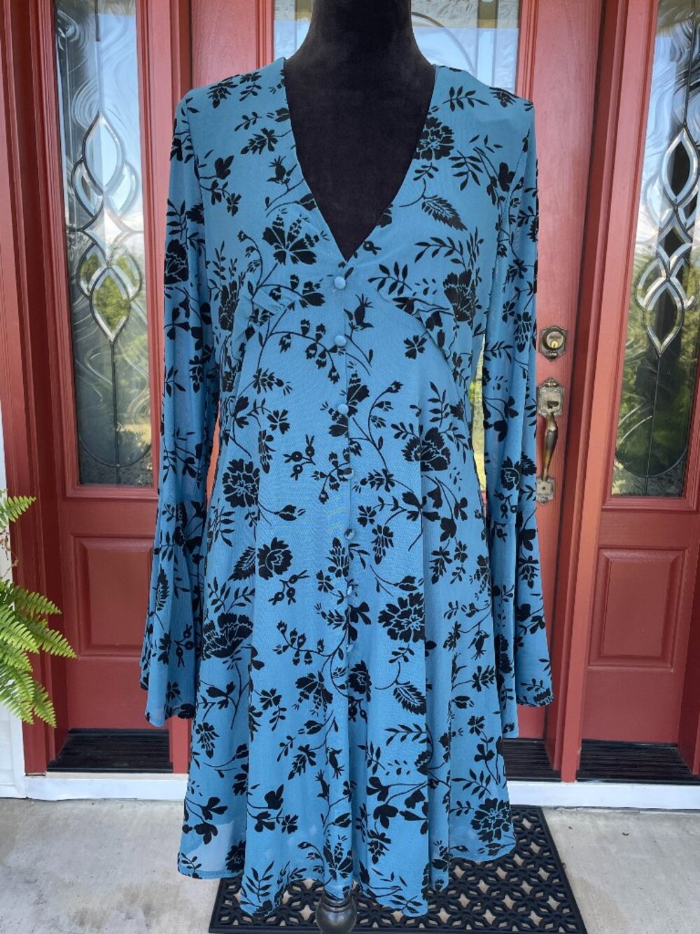 NWT Franchesca's  Rona Velvet Burnout Dress LARGE Teal